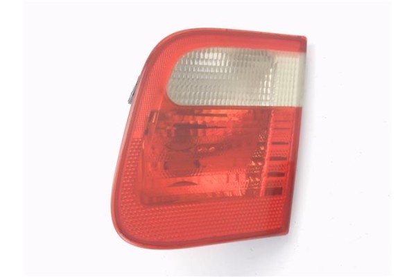 Recambio de piloto porton trasero derecho para bmw serie 3 berlina (e46) 1.9 316i referencia OEM IAM 8364924 230522R 