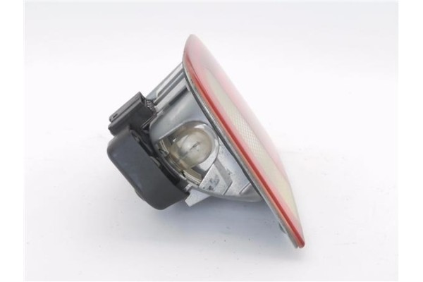 Recambio de piloto porton trasero izquierdo para bmw serie 3 berlina (e46) 1.9 316i referencia OEM IAM 8364923 230521L 