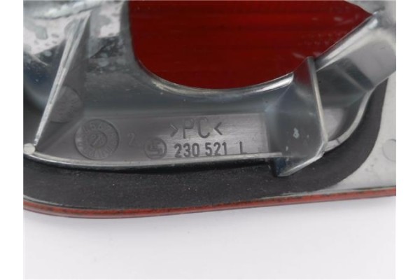 Recambio de piloto porton trasero izquierdo para bmw serie 3 berlina (e46) 1.9 316i referencia OEM IAM 8364923 230521L 
