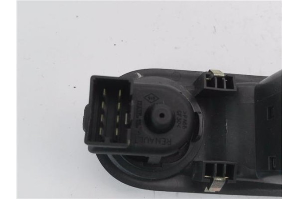 Recambio de mando elevalunas delantero izquierdo para renault espace iv (jk0) 2.0 dci (jk01, jk03) referencia OEM IAM 8200519359