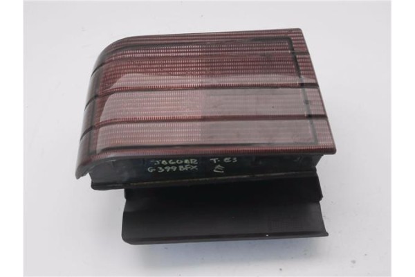 Recambio de piloto trasero izquierdo para jaguar xj6/12 3.6 xj6 referencia OEM IAM DBC11643  