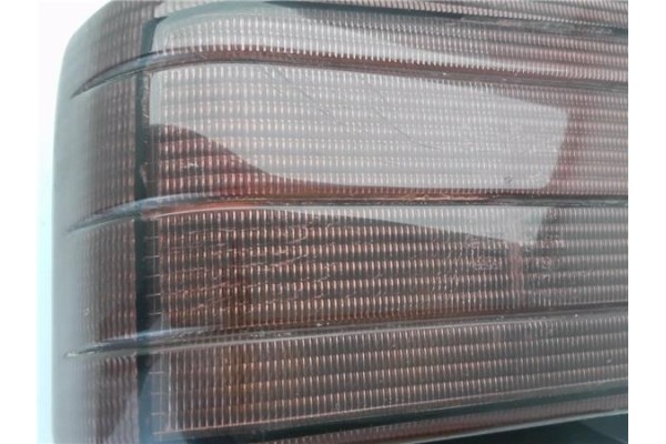 Recambio de piloto trasero izquierdo para jaguar xj6/12 3.6 xj6 referencia OEM IAM DBC11643  