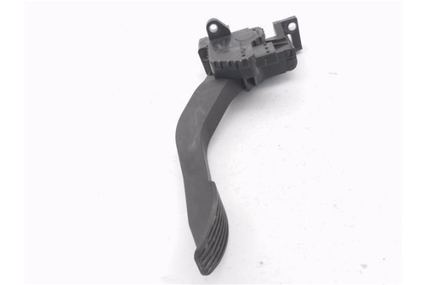 Recambio de pedal acelerador para iveco daily chasis 2.3 referencia OEM IAM 5801333490  
