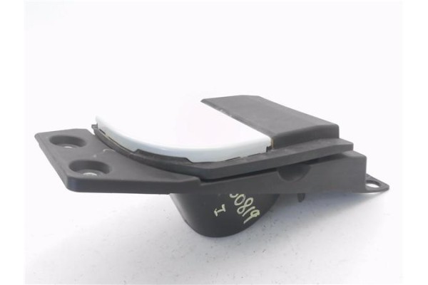 Recambio de tapa exterior combustible para iveco daily chasis 2.3 referencia OEM IAM 5801648112 5801545428 