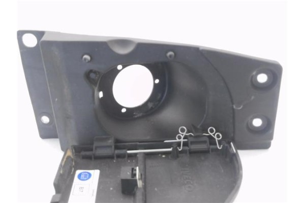 Recambio de tapa exterior combustible para iveco daily chasis 2.3 referencia OEM IAM 5801648112 5801545428 