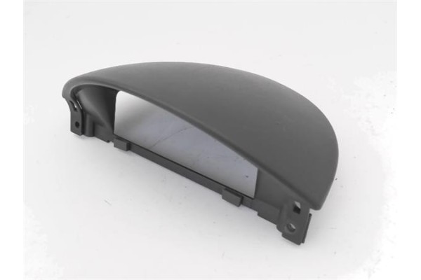 Recambio de embellecedor consola salpicadero para opel corsa c 1.4 referencia OEM IAM   