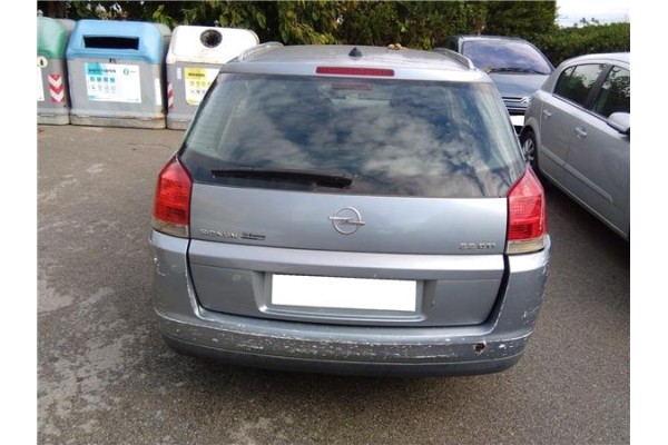 opel signum del año 2004