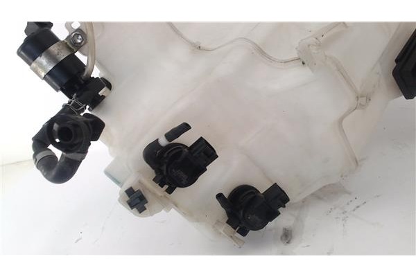 Recambio de deposito limpiaparabrisas para mazda cx-7 er 2.2 active referencia OEM IAM EH6467480  