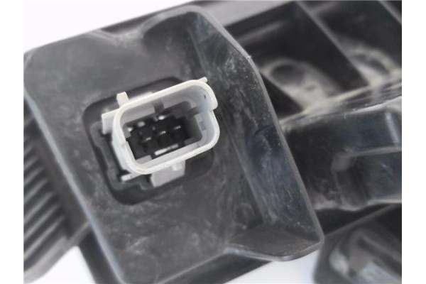 Recambio de piloto delantero luz diurna para peugeot 308 sw 1.6 hdi 84kw 114cv referencia OEM IAM 9674040980 AA3546080600000 