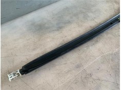 Recambio de moldura parabrisas izquierda para opel astra j berlina 5p 1.6 excellence referencia OEM IAM 498166255  