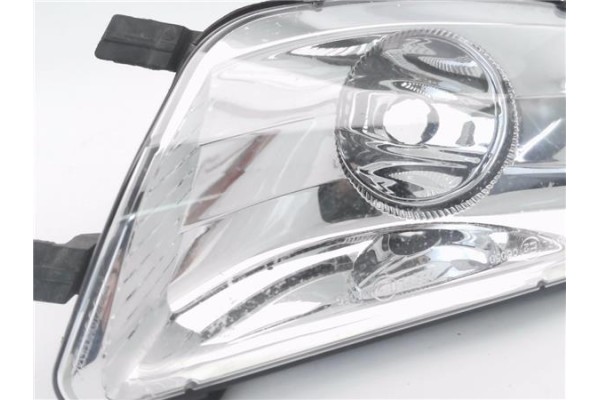 Recambio de faro antiniebla derecho para peugeot 308 sw 1.6 hdi 84kw 114cv referencia OEM IAM 9674041580 90005276 