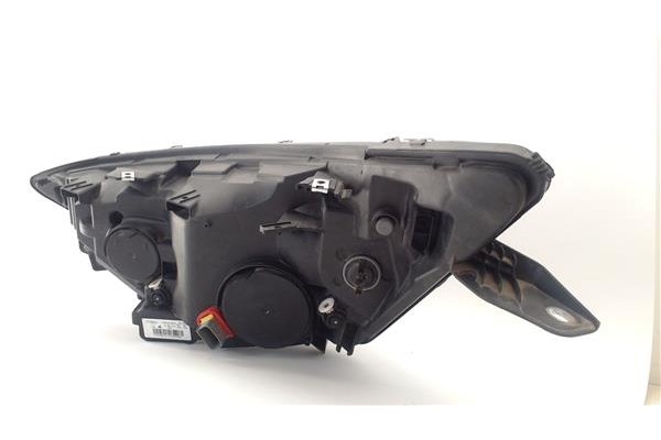 Recambio de faro delantero dcho para iveco daily chasis 2.3 referencia OEM IAM 05802476873  