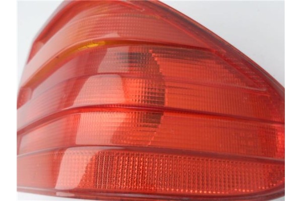 Recambio de piloto trasero derecho para mercedes-benz clase e (bm 210) berlina 2.3 230 (210.037) referencia OEM IAM A2108204464 