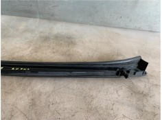 Recambio de moldura parabrisas izquierda para opel astra j berlina 5p 1.6 excellence referencia OEM IAM 498166255  