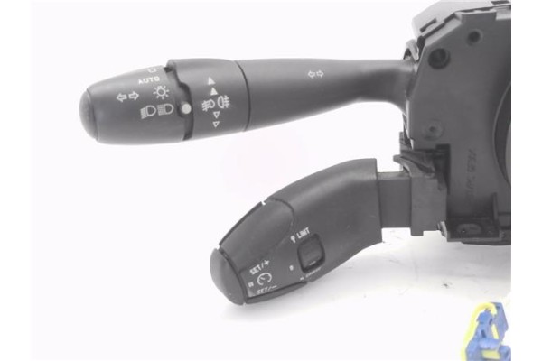 Recambio de mando intermitencia para peugeot 308 sw 1.6 hdi referencia OEM IAM 6242TQ  