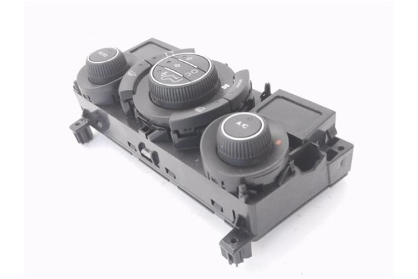 Recambio de mandos climatizador para peugeot 308 sw 1.6 hdi referencia OEM IAM 6452J4  