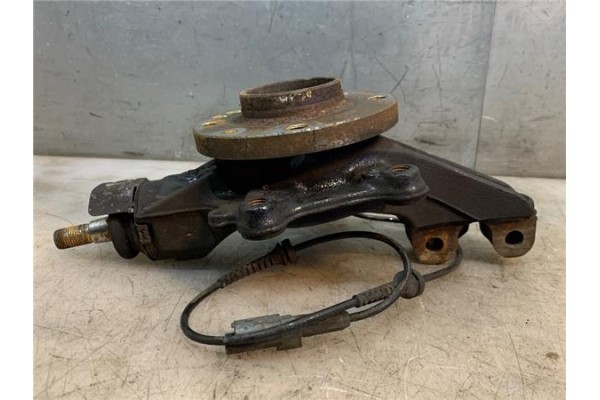 Recambio de mangueta delantero derecha para peugeot 308 sw 1.6 hdi referencia OEM IAM 364796  