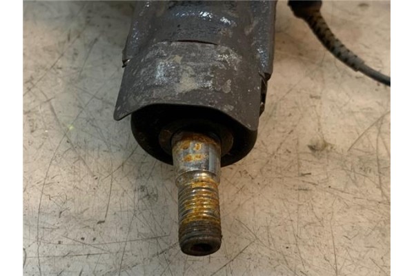 Recambio de mangueta delantero derecha para peugeot 308 sw 1.6 hdi referencia OEM IAM 364796  