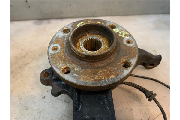 Recambio de mangueta delantero izquierda para peugeot 308 sw 1.6 hdi referencia OEM IAM 364696  