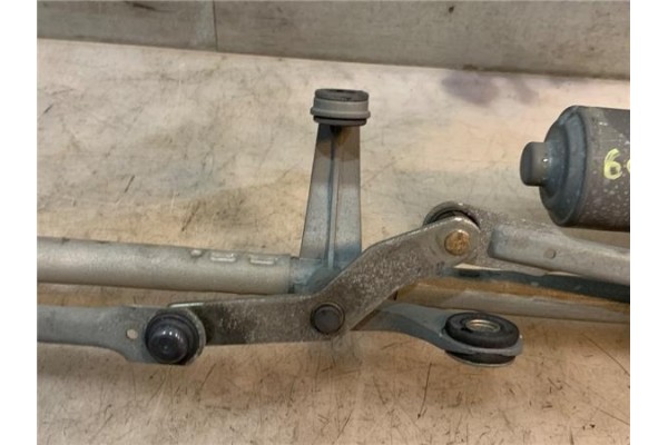 Recambio de motor limpiaparabrisas delantero para peugeot 308 sw 1.6 hdi referencia OEM IAM 6405HY  