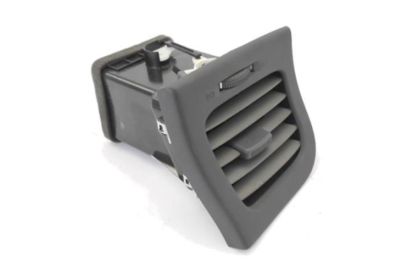 Recambio de rejilla entrada de aire para kia rio (jb) 1.4 16v referencia OEM IAM   