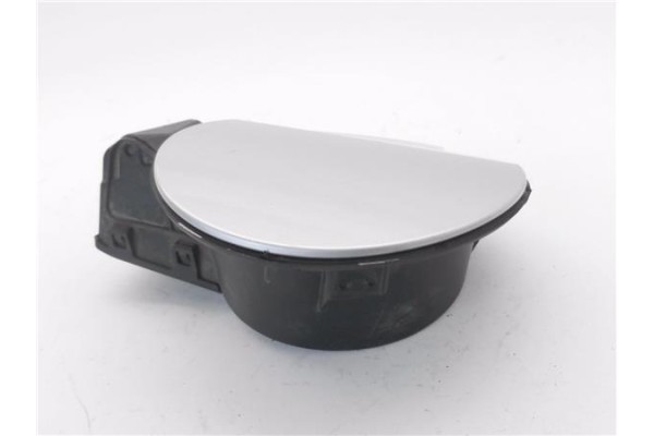 Recambio de tapa exterior combustible para peugeot 308 sw 1.6 hdi referencia OEM IAM 1517G5  