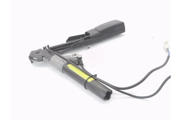 Recambio de anclaje cinturon delantero izquierdo para renault kangoo i (f/kc0) 1.5 dci (kc08, kc09) referencia OEM IAM 820073997