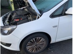 Recambio de aleta delantero izquierda para opel astra j berlina 5p 1.6 selective referencia OEM IAM 13390002  