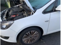 Recambio de aleta delantero izquierda para opel astra j berlina 5p 1.6 selective referencia OEM IAM 13390002  