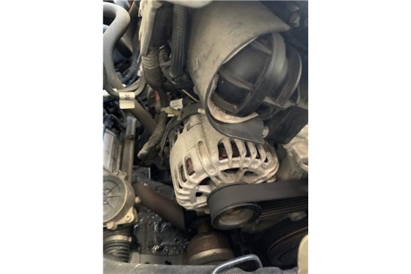 Recambio de alternador para opel astra j berlina 5p 1.6 selective referencia OEM IAM 13586367  