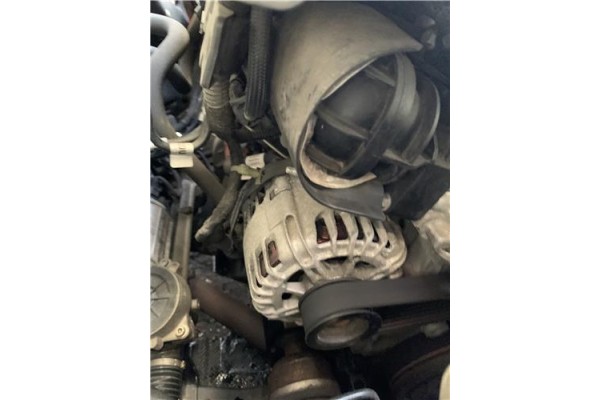 Recambio de alternador para opel astra j berlina 5p 1.6 selective referencia OEM IAM 13586367  