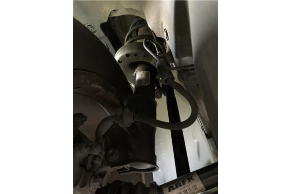 Recambio de amortiguador delantero derecho para opel astra j berlina 5p 1.6 selective referencia OEM IAM 13474020  