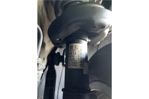 Recambio de amortiguador delantero izquierdo para opel astra j berlina 5p 1.6 selective referencia OEM IAM 13474019  