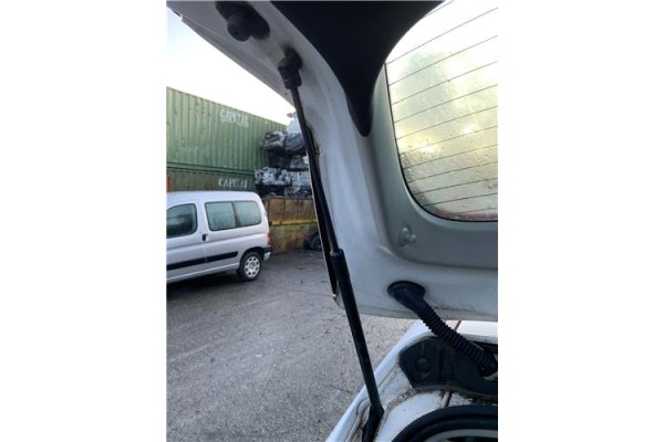 Recambio de amortiguador porton para opel astra j berlina 5p 1.6 selective referencia OEM IAM 13258179  