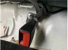 Recambio de anclaje cinturon trasero derecho para opel astra j berlina 5p 1.6 selective referencia OEM IAM 13354870  