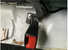 Recambio de anclaje cinturon trasero derecho para opel astra j berlina 5p 1.6 selective referencia OEM IAM 13354870  