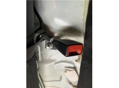 Recambio de anclaje cinturon trasero derecho para opel astra j berlina 5p 1.6 selective referencia OEM IAM 13354870  