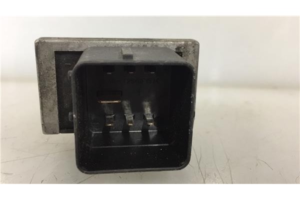 Recambio de caja precalentamiento para citroen xsara picasso 2.0 hdi referencia OEM IAM 9640496980 BDL712 