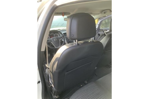 Recambio de asiento delantero izquierdo para opel astra j berlina 5p 1.6 selective referencia OEM IAM 13501092  