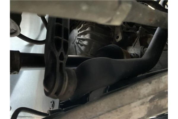 Recambio de barra estabilizadora delantero para opel astra j berlina 5p 1.6 selective referencia OEM IAM 13346853  