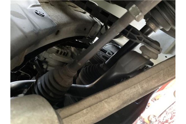 Recambio de barra estabilizadora delantero para opel astra j berlina 5p 1.6 selective referencia OEM IAM 13346853  