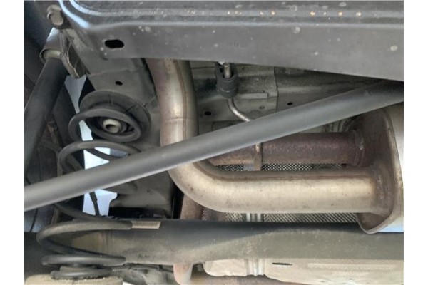 Recambio de barra estabilizadora trasero para opel astra j berlina 5p 1.6 selective referencia OEM IAM 13469509  