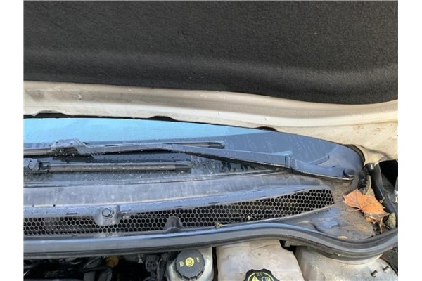 Recambio de brazo limpiaparabrisas delantero izquierdo para opel astra j berlina 5p 1.6 selective referencia OEM IAM 13289888  