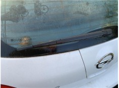 Recambio de brazo limpiaparabrisas trasero para opel astra j berlina 5p 1.6 selective referencia OEM IAM 13256919  