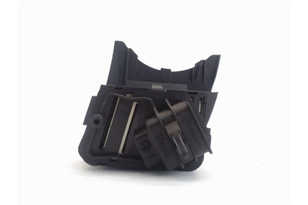 Recambio de mando de luces para renault scenic ii (jm) referencia OEM IAM 8200206738 61890007 