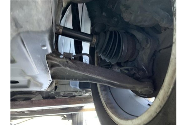 Recambio de brazo suspension delantero izquierdo para opel astra j berlina 5p 1.6 selective referencia OEM IAM 13401129  