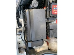 Recambio de caja fusibles/rele para opel astra j berlina 5p 1.6 selective referencia OEM IAM 39065971  
