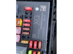 Recambio de caja fusibles/rele para opel astra j berlina 5p 1.6 selective referencia OEM IAM 39065971  