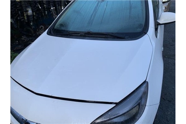 Recambio de capo para opel astra j berlina 5p 1.6 selective referencia OEM IAM 39014121  