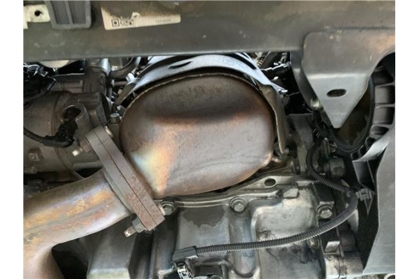 Recambio de catalizador para opel astra j berlina 5p 1.6 selective referencia OEM IAM 55489758  